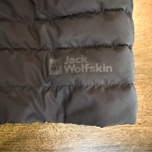 Women’s Black Quilted Skirt - Picture 4 of 7